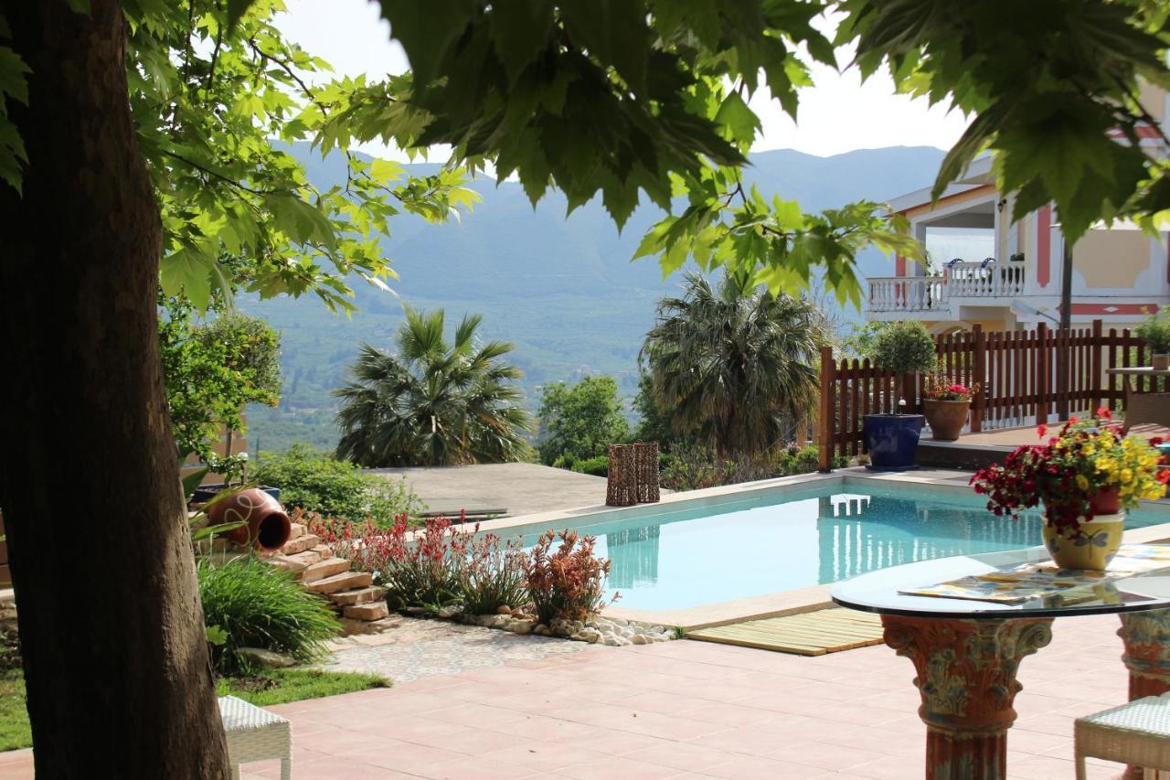 Villa Pigi Meson Yerakarion ภายนอก รูปภาพ